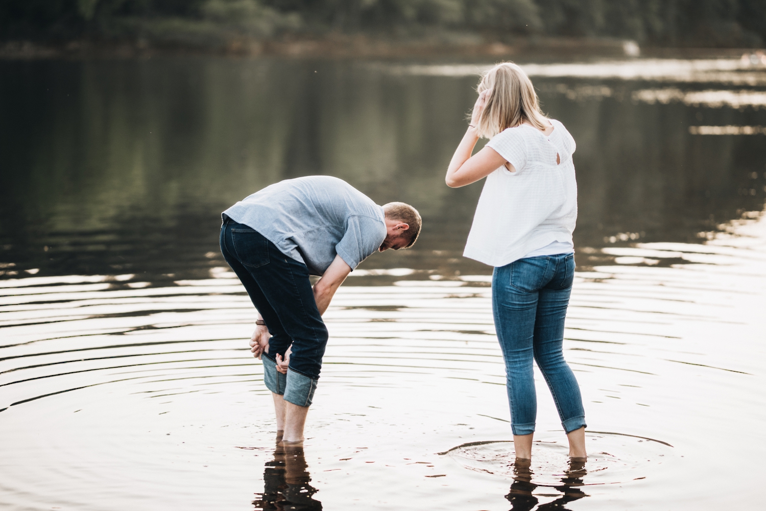 Fun Summer engagement photos in Eau Claire Wisconsin tom thornton photography