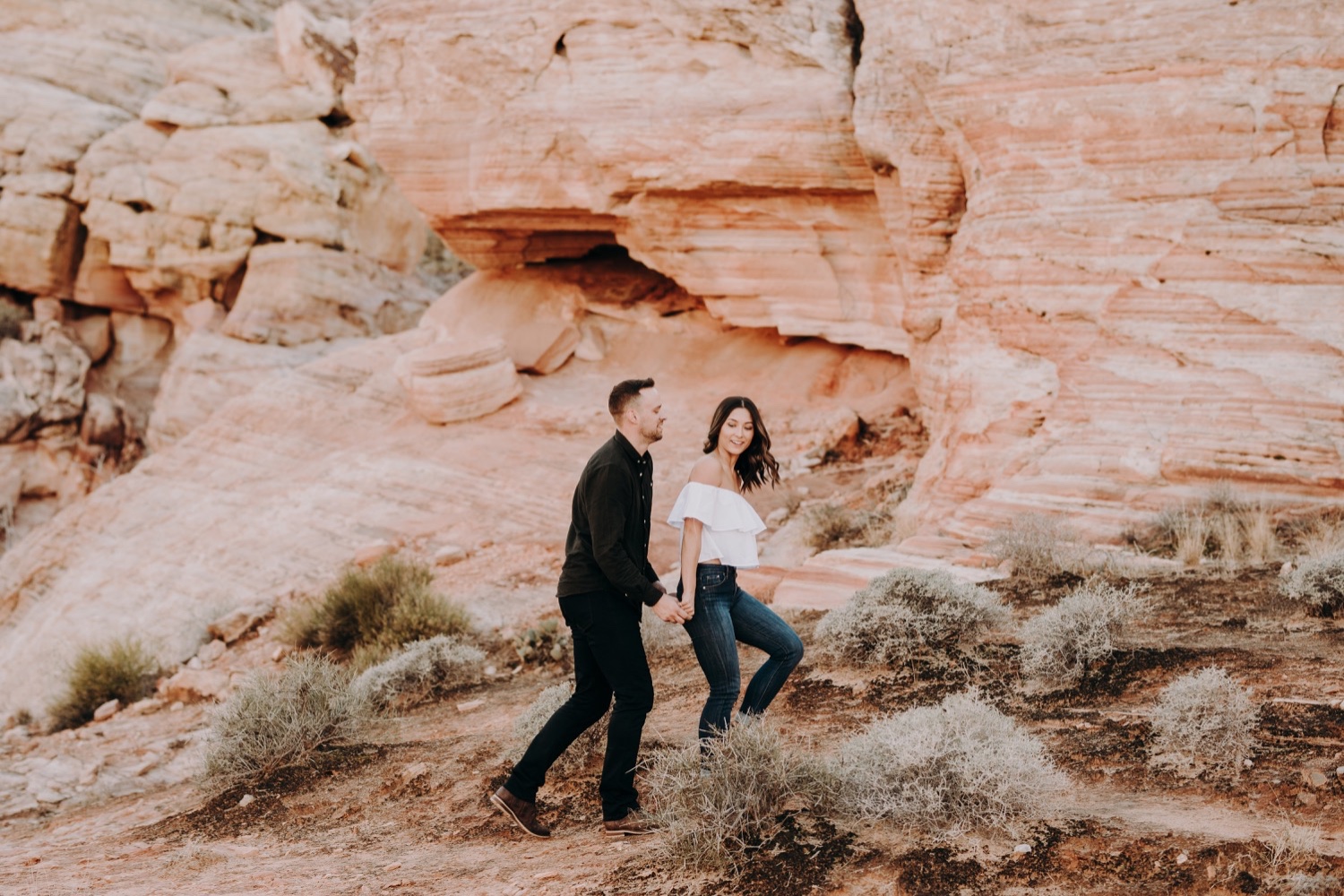 Desert engagement photos in Valley of Fire State Park