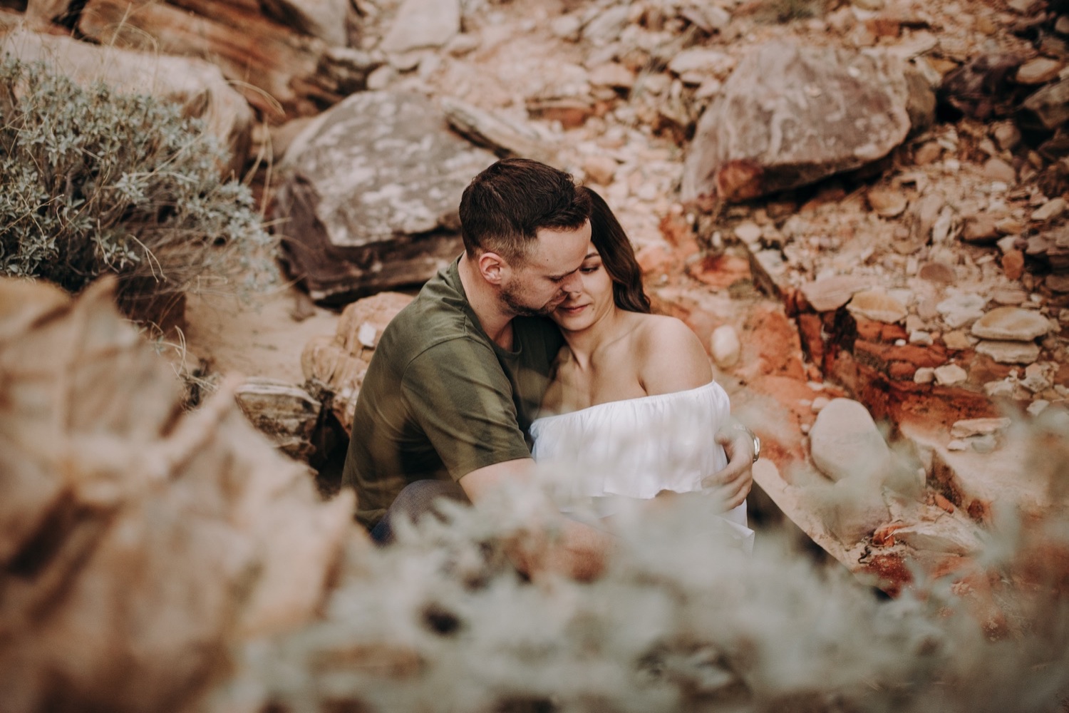 engagement photos in Valley of fire state park near Las Vegas Nevada 