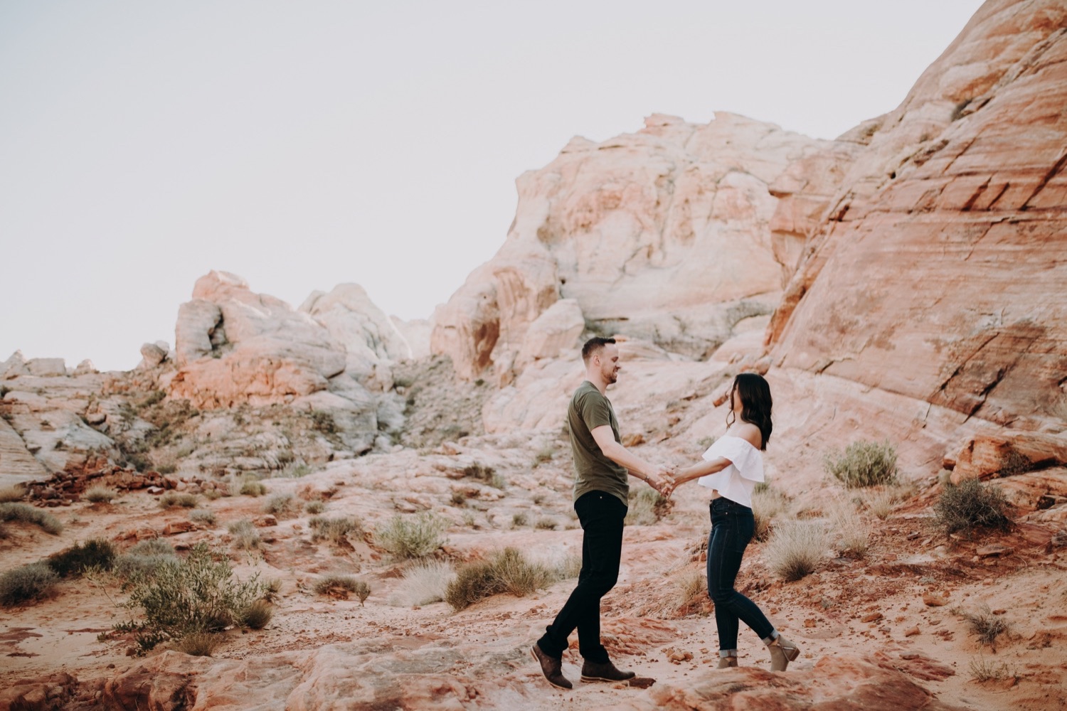 Destination engagement photos in Valley of fire state park near Las Vegas Nevada 