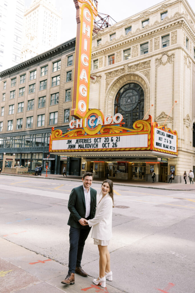Engagement photos at the Chicago theater in Illinois