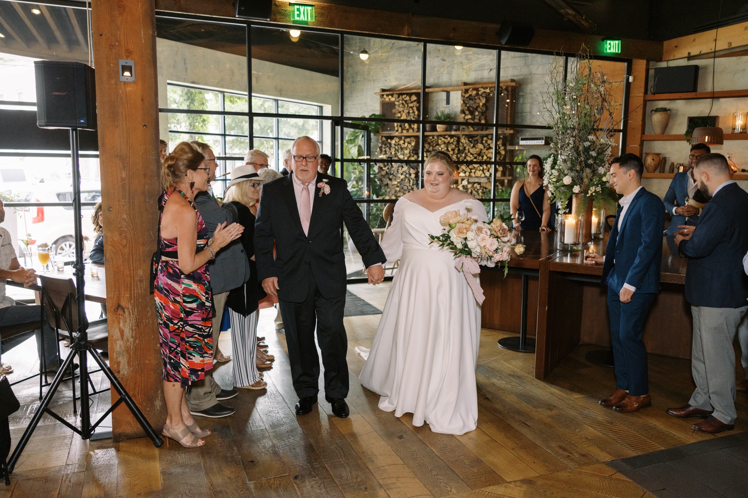 Wedding ceremony photos at Young Joni Tom Thornton Photography