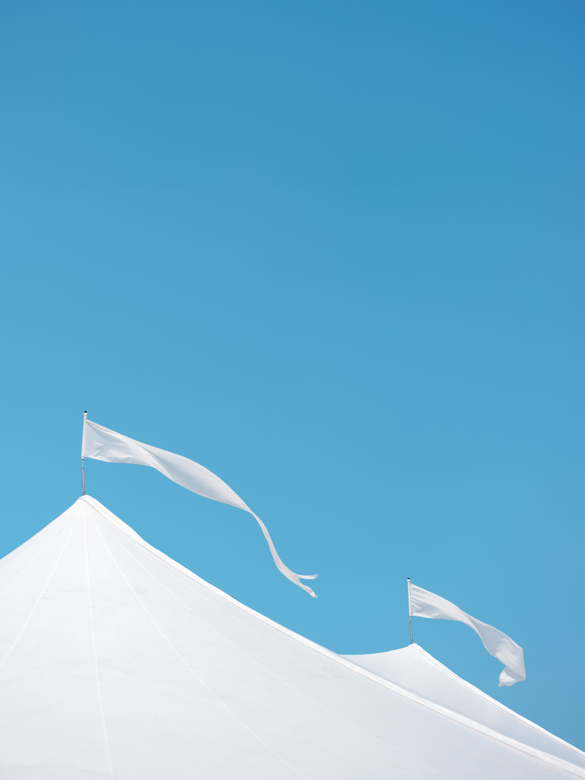 tent flags at minnetonka yacht club